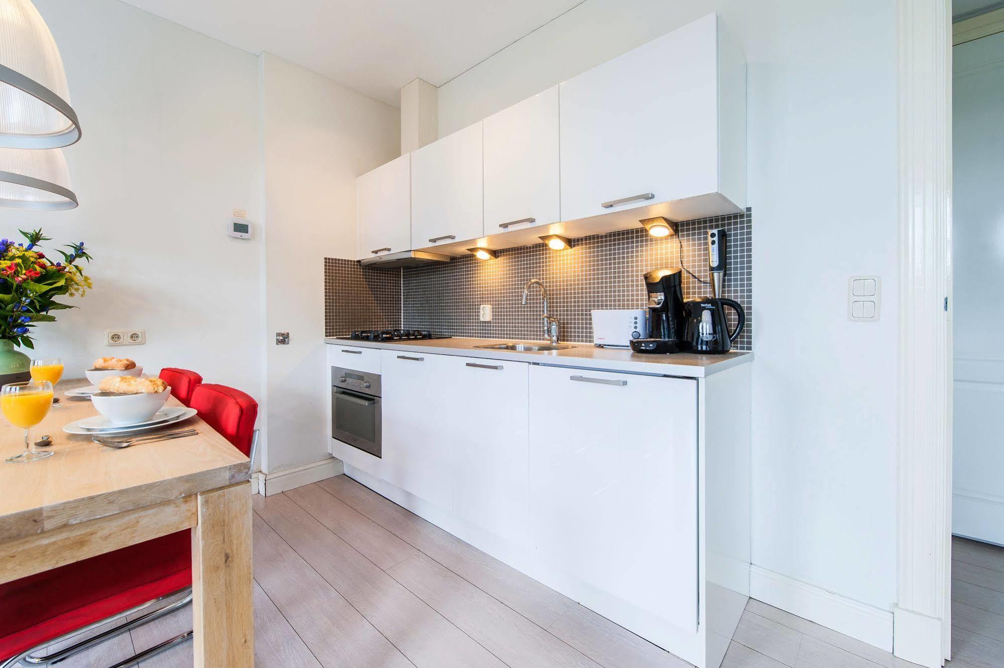 Short Stay Group Dapper Market Serviced Apartments Амстердам Екстер'єр фото